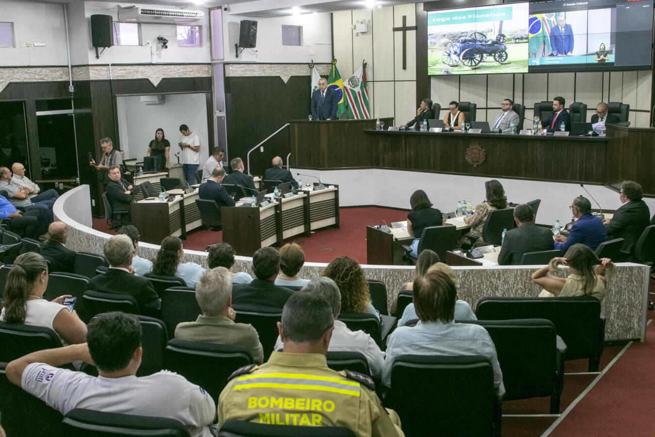 Executivo de Toledo apresenta realizações e desafios em abertura do ano legislativo